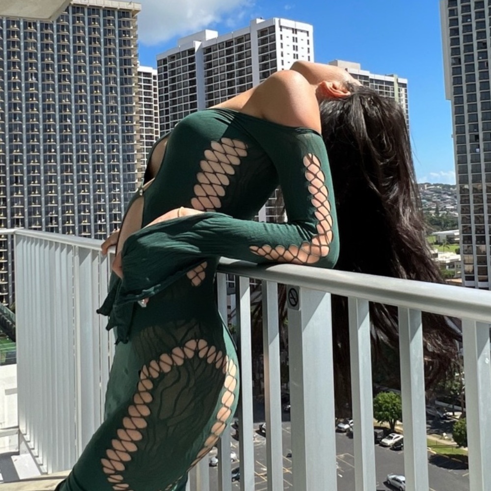 Poster girl iconic khaki dress. Size xs. - Picture 4 of 4